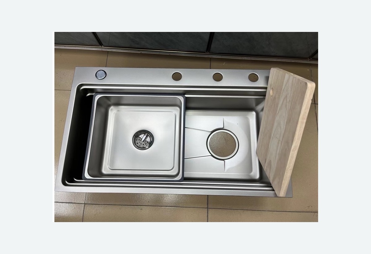 WAYINDA Rice-Grain Embossed Orchid Double-Step Sink stainless steel sink