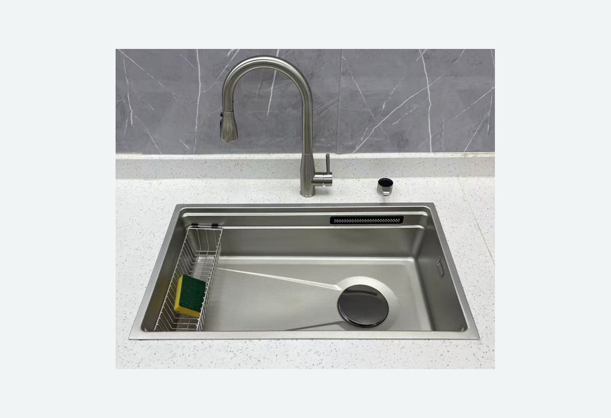 WAYINDA Gold Label Waterfall Drawn Sink stainless steel sink