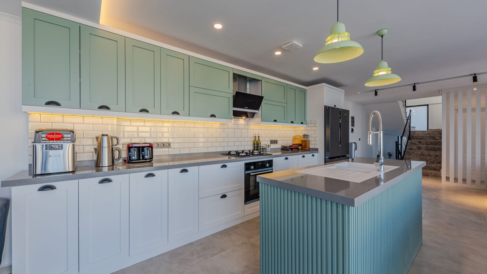 Stainless steel cabinet for commercial kitchen storage